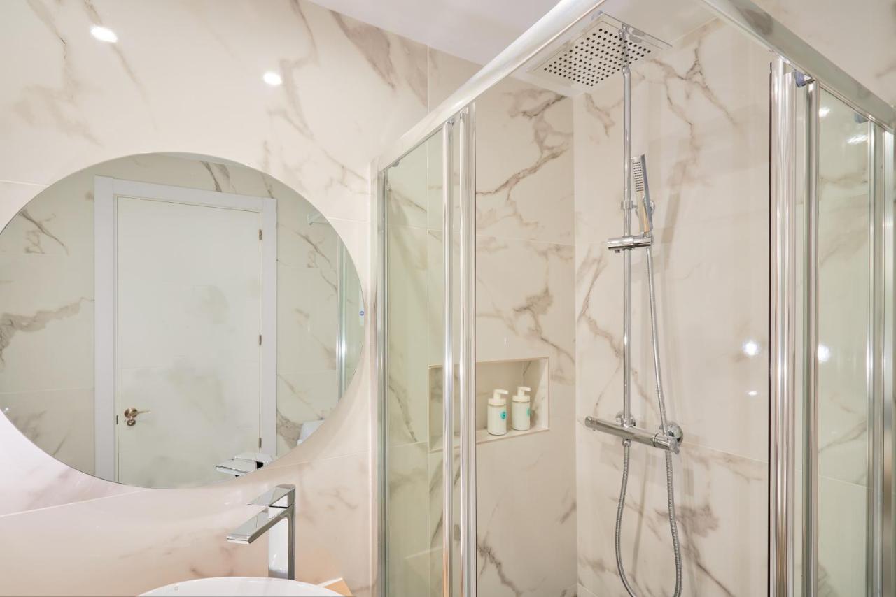 Suite Roca Chica Torremolinos Ngoại thất bức ảnh